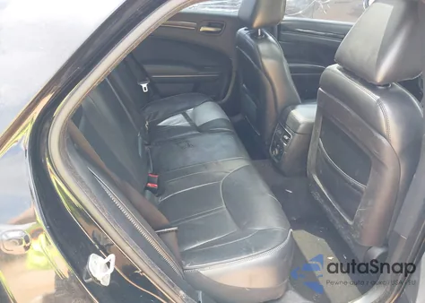 2013 Chrysler 300C John Varvatos Limited Edition z USA, uszkodzony, nr VIN 2C3CCADT2DH745627